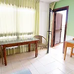 Coral Compostela شقة
